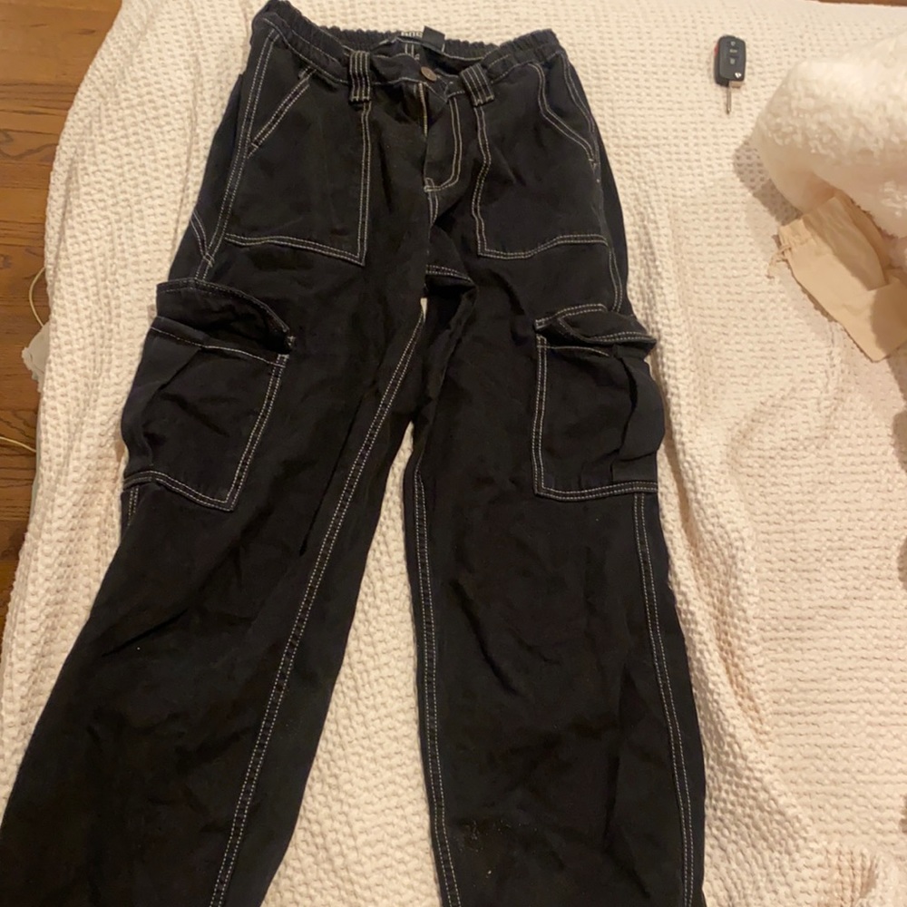 super cute black jeans